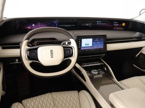 Used 2024 Lincoln Nautilus Black Label w/ Jet Appearance Package (87T) AWD/4WD image 2
