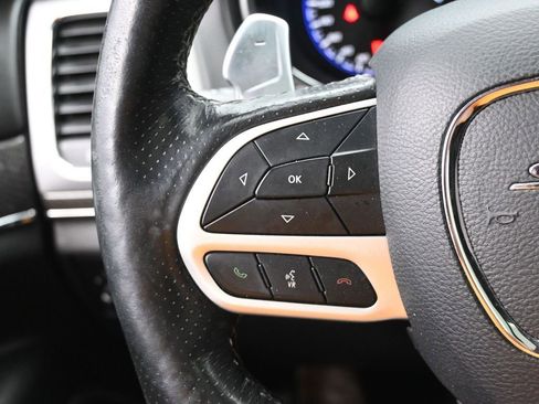 Used 2019 Jeep Grand Cherokee SRT image 13