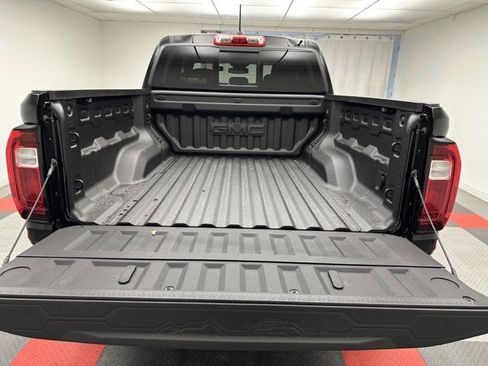 New 2025 GMC Canyon AT4 w/ AT4X Package image 23