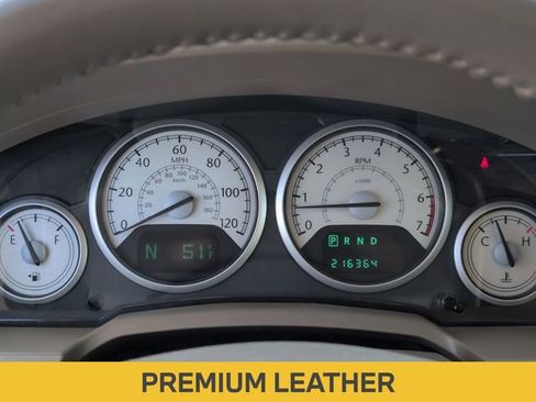 Used 2010 Chrysler Town & Country Limited w/ Entertainment Group #3 image 17