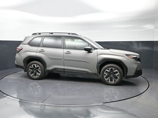 Certified 2025 Subaru Forester Premium w/ Convenience Package #1 video 3