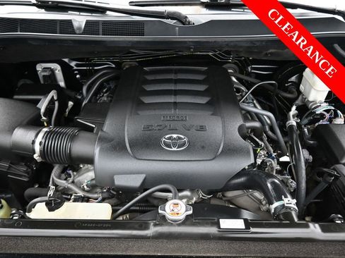 Used 2018 Toyota Tundra SR5 image 11
