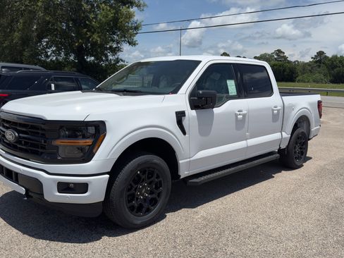 New 2026 Ford F150 XLT w/ Equipment Group 302A MID RWD image 6