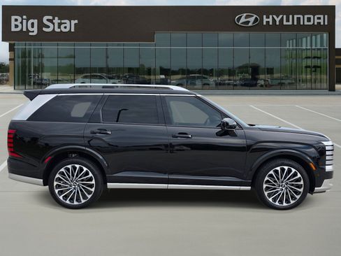 Used 2026 Hyundai Palisade Calligraphy FWD image 5