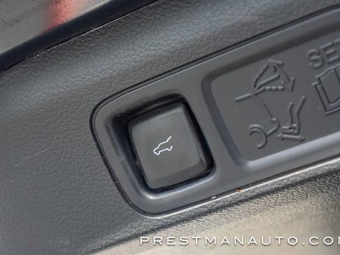 Used 2022 Ford Expedition Platinum image 44