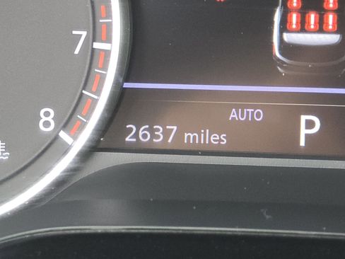 Used 2025 Nissan Pathfinder Rock Creek AWD/4WD image 35