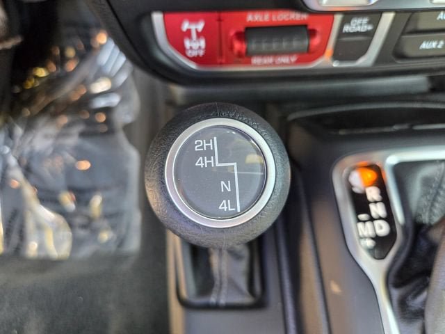 Used 2024 Jeep Gladiator Sport AWD/4WD image 28