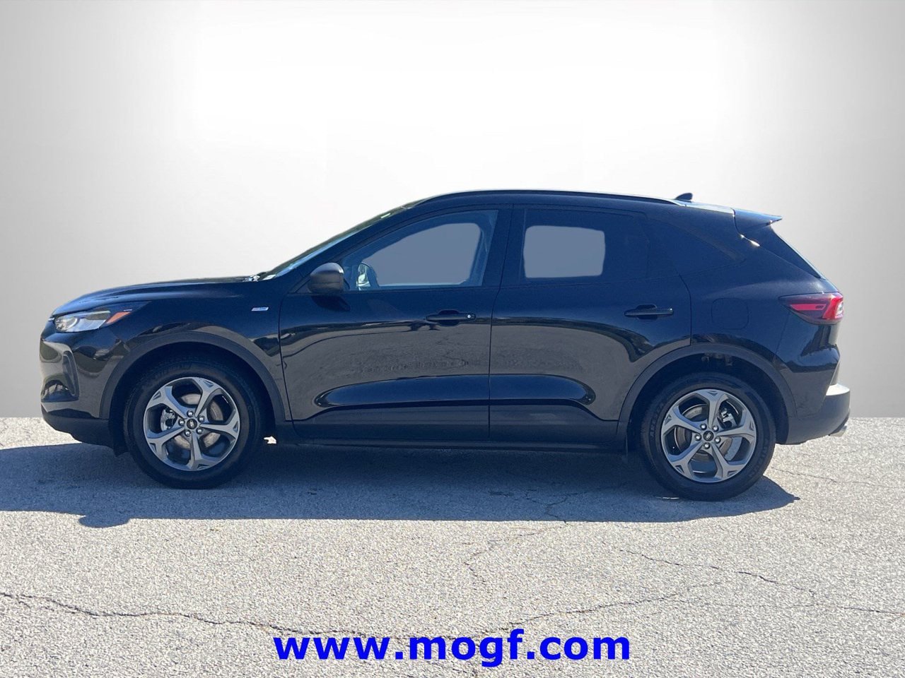 Used 2025 Ford Escape ST-Line FWD image 22