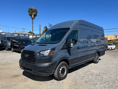 Used 2019 Ford Transit 250 148 High Roof Extended RWD image 1