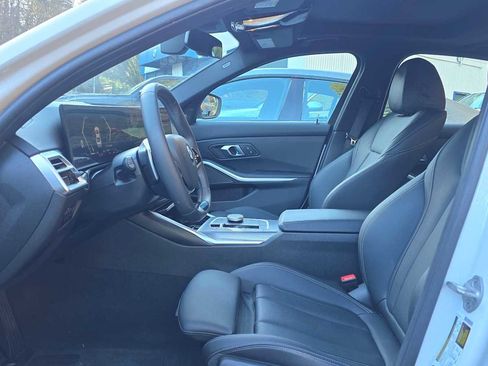 Used 2025 BMW 330i xDrive Sedan w/ M Sport Package image 20