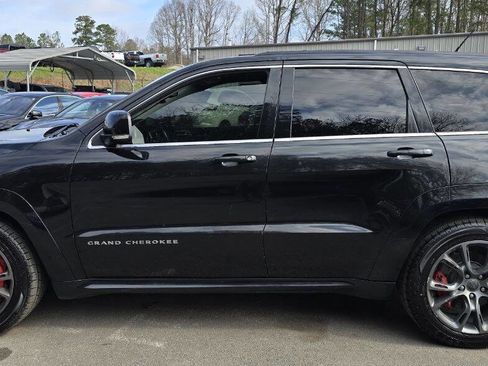 Used 2012 Jeep Grand Cherokee SRT8 w/ Luxury Group II image 9