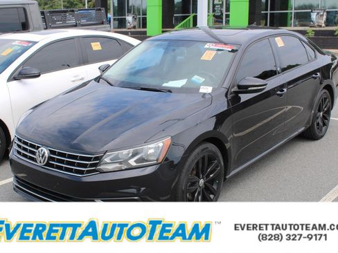 Used 2019 Volkswagen Passat 2.0T Wolfsburg w/ Wheels & Sunroof Package FWD image 1