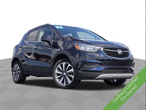 Used 2022 Buick Encore Preferred w/ Safety Package AWD/4WD image 1
