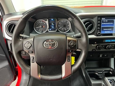 Used 2022 Toyota Tacoma SR5 w/ Technology Package RWD image 17