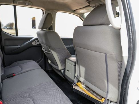 Used 2018 Nissan Frontier SV w/ Value Truck Package image 34