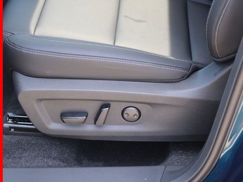 New 2025 Nissan Murano SL image 11