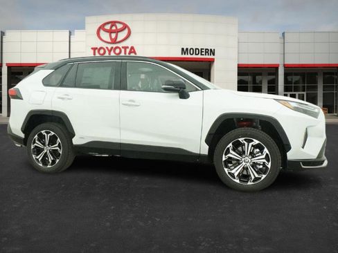 New 2025 Toyota RAV4 XSE image 28