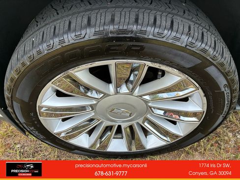 Used 2015 Cadillac Escalade Platinum AWD/4WD image 41