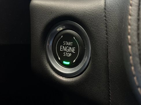 Used 2023 Chevrolet Tahoe High Country AWD/4WD image 26