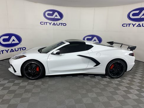 Used 2024 Chevrolet Corvette Stingray Preferred Cpe RWD image 6