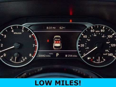 Used 2023 Nissan Rogue SV w/ SV Premium B Package AWD/4WD image 3
