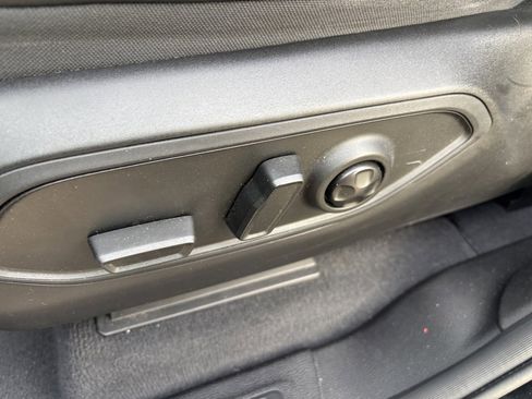 Used 2023 Jeep Grand Cherokee Altitude image 20