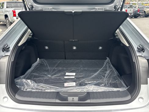 New 2026 Toyota Prius Plug-In Hybrid FWD image 11