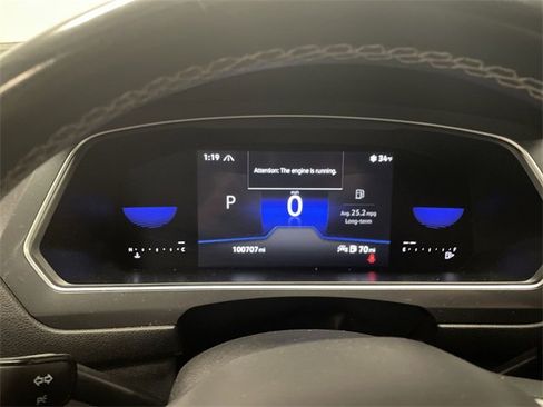 Used 2022 Volkswagen Tiguan SE image 15
