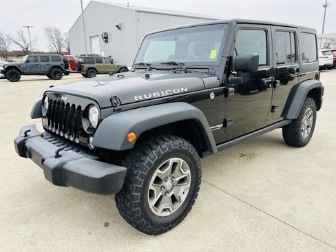 Used 2018 Jeep Wrangler Unlimited Rubicon w/ Cold Weather Group image 28