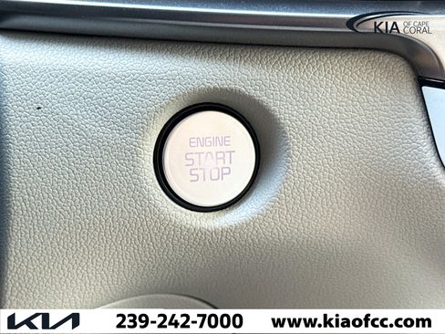 New 2026 Kia Sorento S w/ S Panoramic Sunroof Package image 34