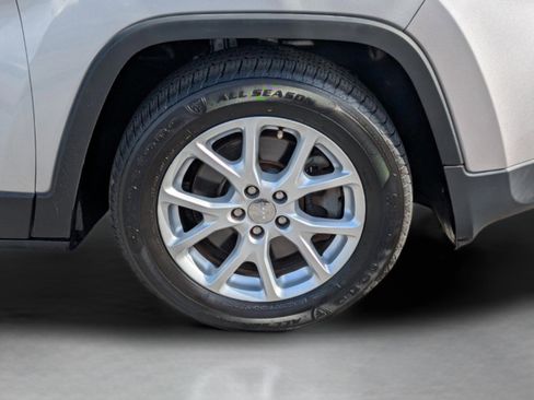 Used 2014 Jeep Cherokee Latitude image 37