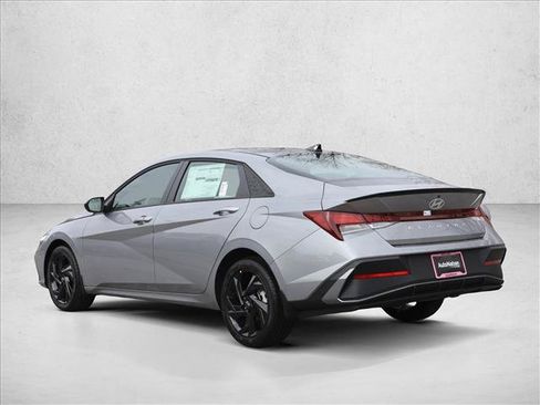 Certified 2026 Hyundai Elantra Sport FWD image 7