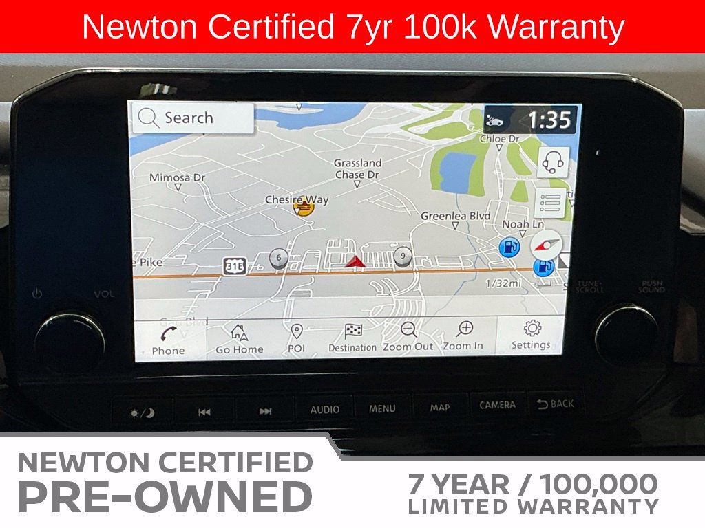 Used 2024 Nissan Pathfinder SL AWD/4WD image 11