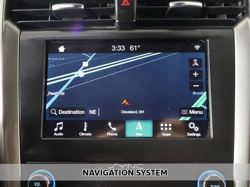 Used 2019 Ford Fusion SEL image 3