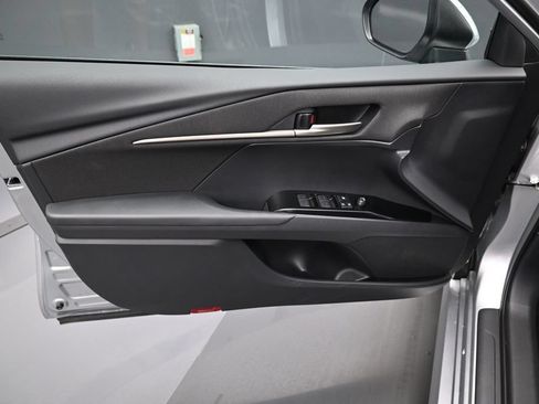 Used 2026 Toyota Camry LE FWD image 10
