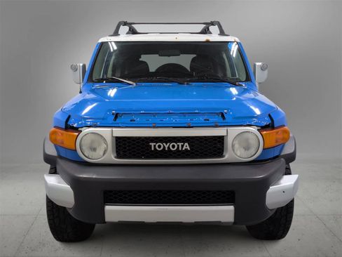 Used 2007 Toyota FJ Cruiser 4WD image 3