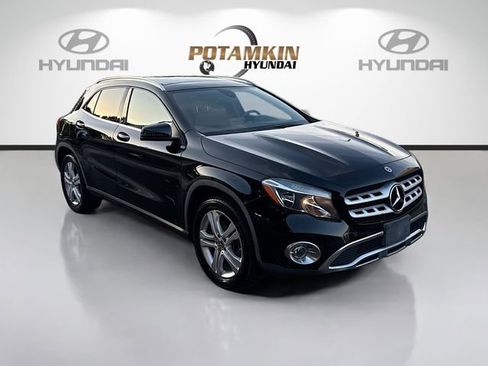 Used 2019 Mercedes-Benz GLA 250 4MATIC image 3