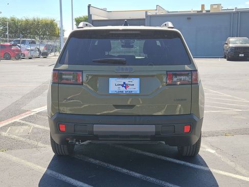 New 2026 Jeep Cherokee Laredo AWD/4WD image 4