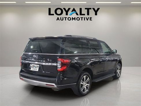 Used 2024 Ford Expedition Limited image 5