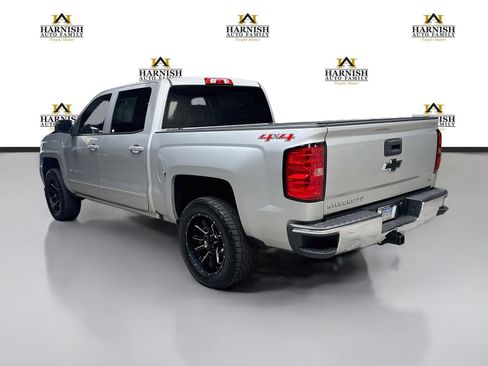 Used 2017 Chevrolet Silverado 1500 LT w/ All Star Edition AWD/4WD image 9