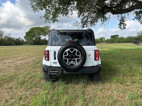 New 2026 Ford Bronco Outer Banks AWD/4WD image 37