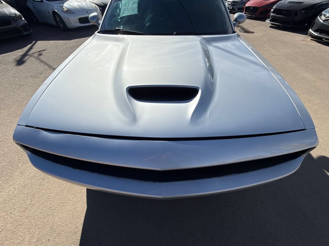 Used 2020 Dodge Challenger R/T RWD image 9