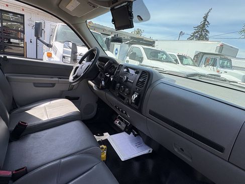 Used 2013 GMC Sierra 3500 W/T RWD image 32