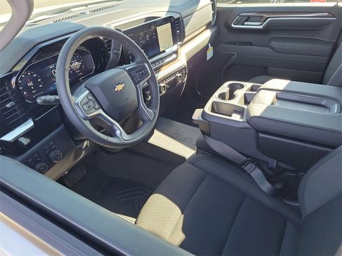 New 2026 Chevrolet Silverado 1500 LT image 3