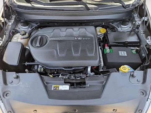 Used 2016 Jeep Cherokee Sport AWD/4WD image 21