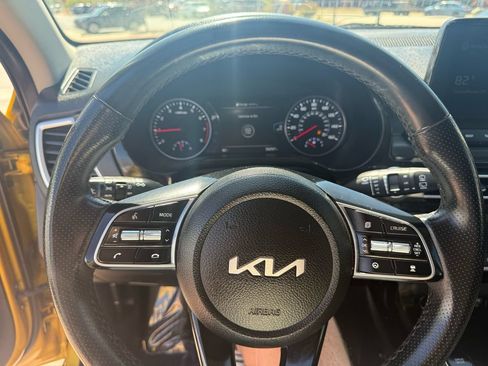 Used 2022 Kia Seltos SX AWD/4WD image 13