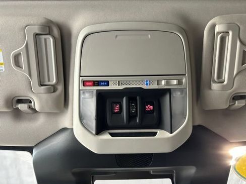 Used 2024 Subaru Forester Touring AWD/4WD image 18