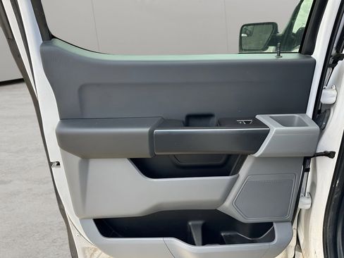 Used 2021 Ford F150 XL image 22