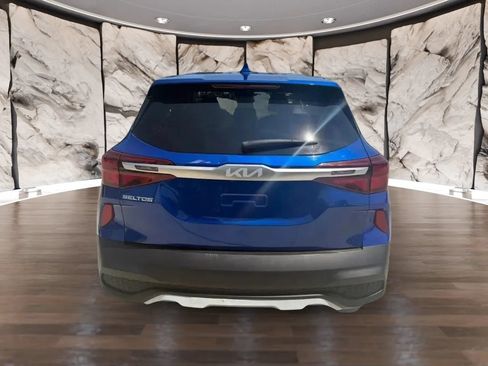 Used 2023 Kia Seltos LX AWD/4WD image 6