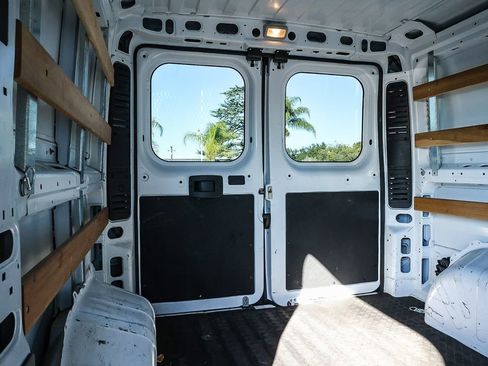 Used 2023 RAM ProMaster 2500 image 31